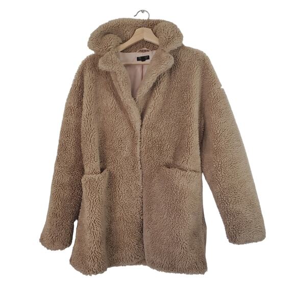 Topshop | Teddy Bear Heavyweight Lined Coat with Pockets and Front Closure - Picture 1 of 16
